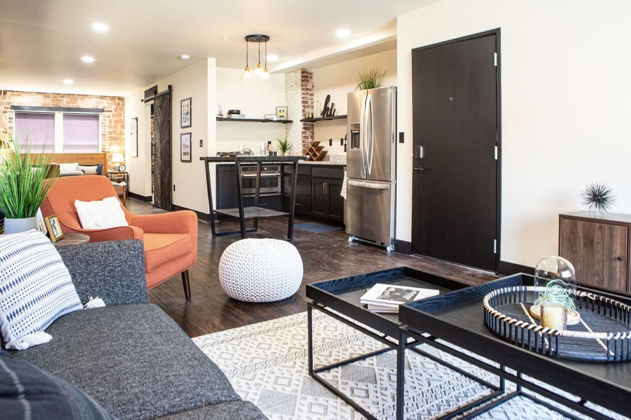 Velencia - Photo 7 of 50