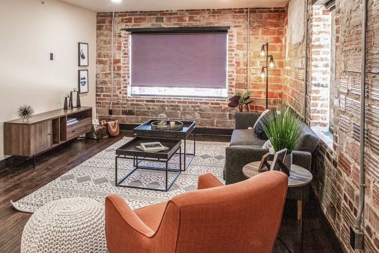 Velencia - Photo 4 of 50