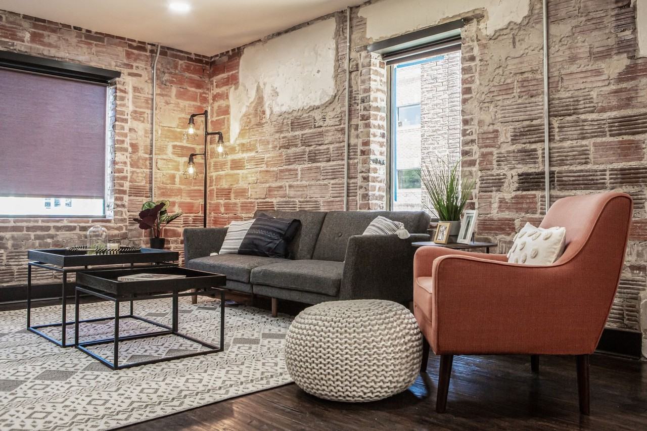 Velencia - Photo 6 of 50