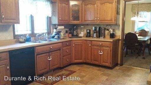 23403 Norma Ln - Photo 2 of 19