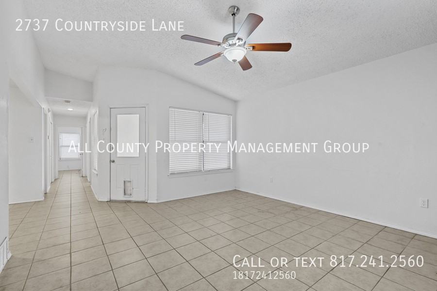 2737 Countryside Ln - Photo 3 of 19