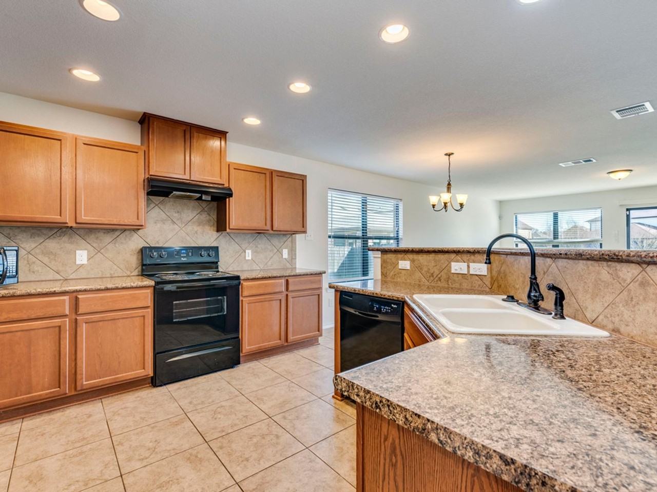 1138 Sussex Pl - Photo 2 of 32