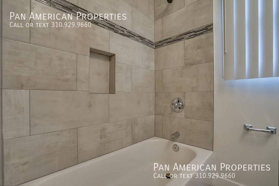 451 W 4th St - Photo 5 of 26