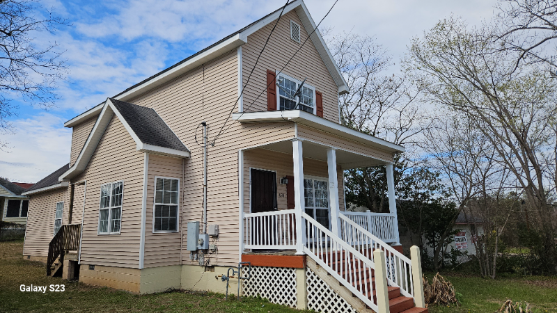 894 Prince St - Photo 2 of 13