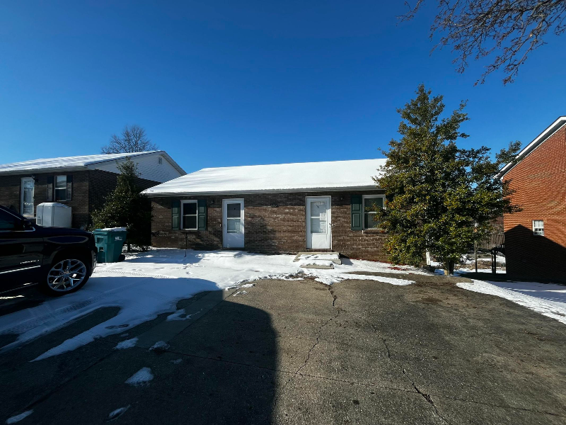 220 S Keeneland Dr #A - Photo 3 of 15