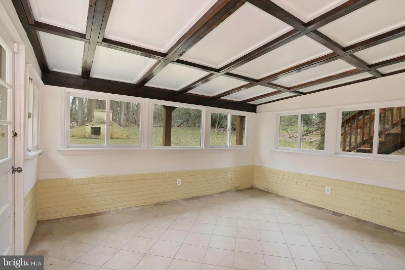 11017 Marcliff Rd - Photo 7 of 20