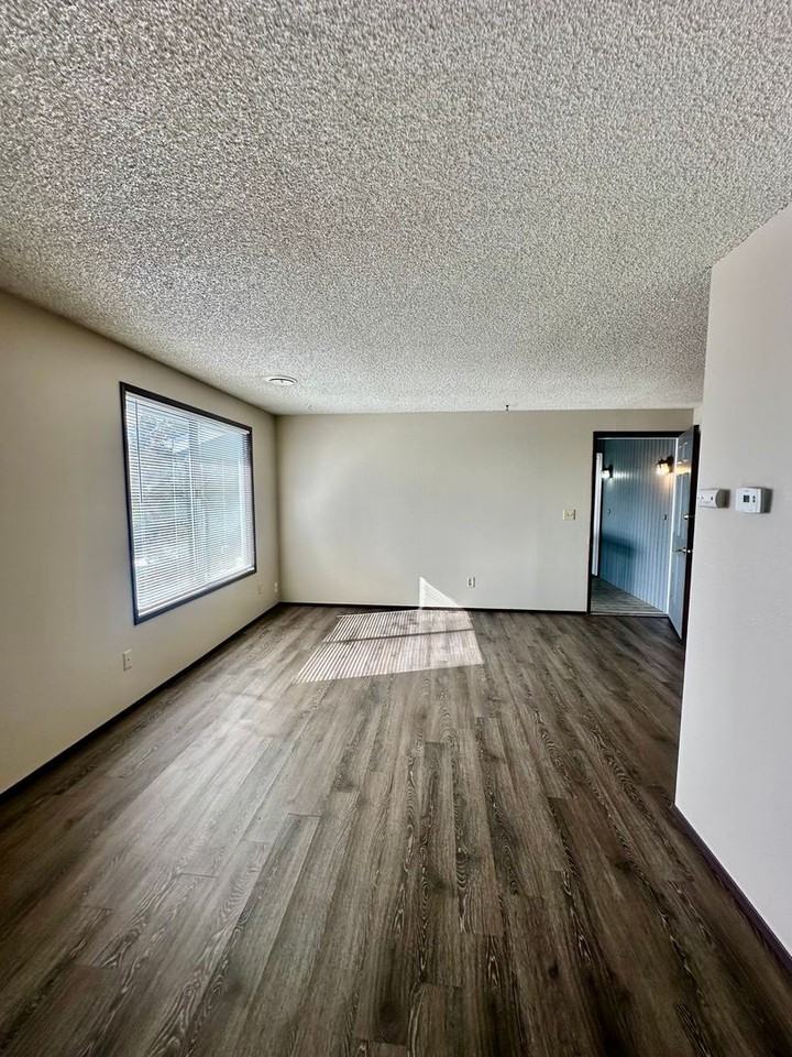 1839 Dawn Court - Photo 2 of 10
