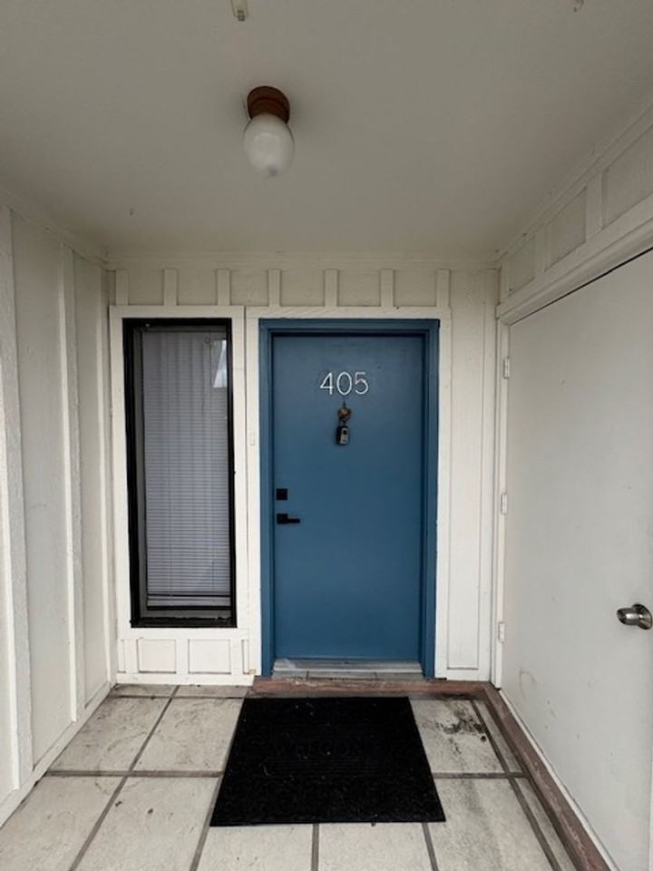 4001 Beneva Rd #405 - Photo 2 of 22