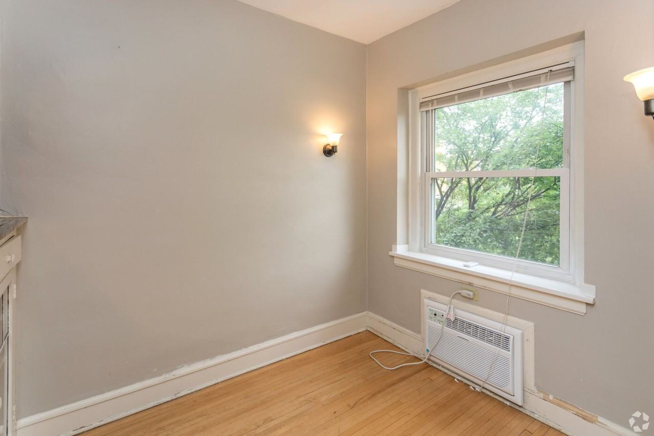 Loring Grove Apartments - Photo 6 of 38