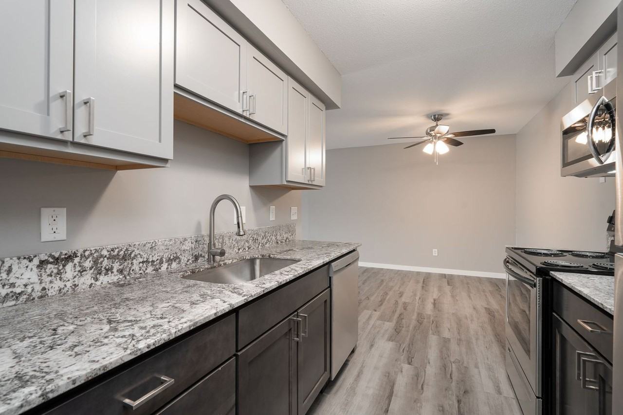 Heatherwood Apartments | MODERNIZED LIVING - Photo 7 of 49