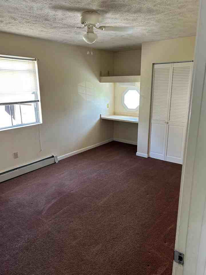 1009 Carleton St #1 - Photo 3 of 7