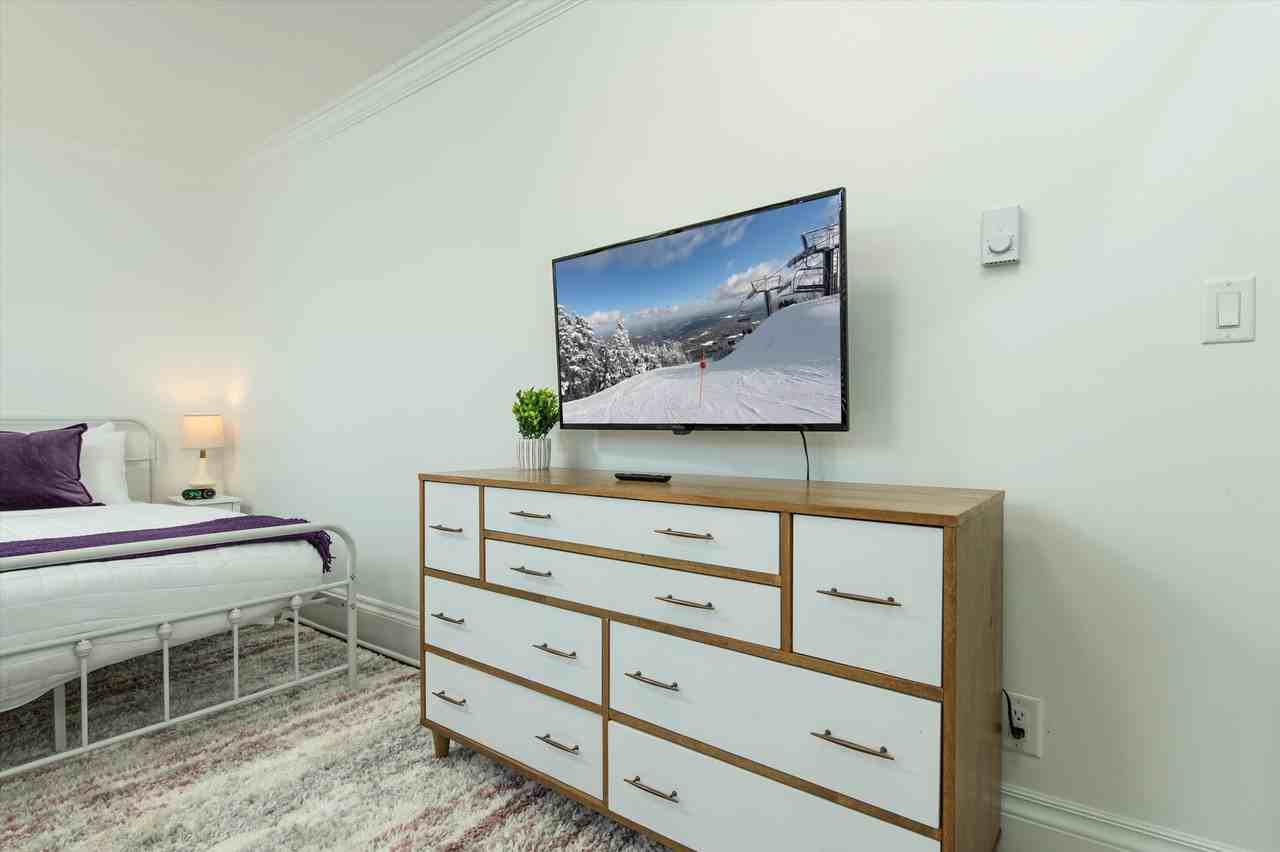 12 Academy St #B - Photo 3 of 20