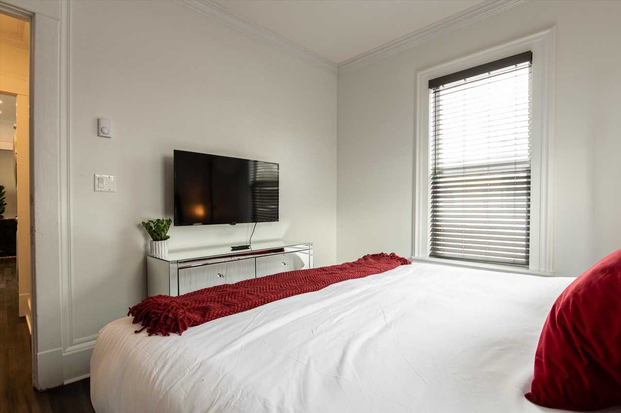 12 Academy St #B - Photo 5 of 20