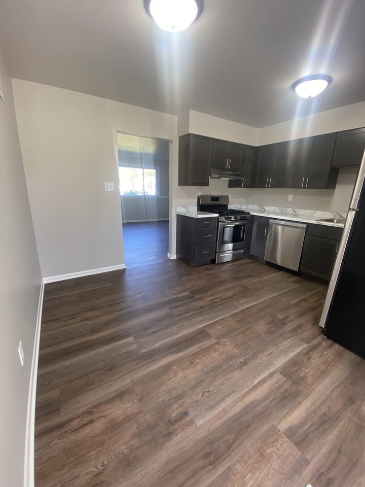 13415 Woodmar Pl #3 - Photo 3 of 7