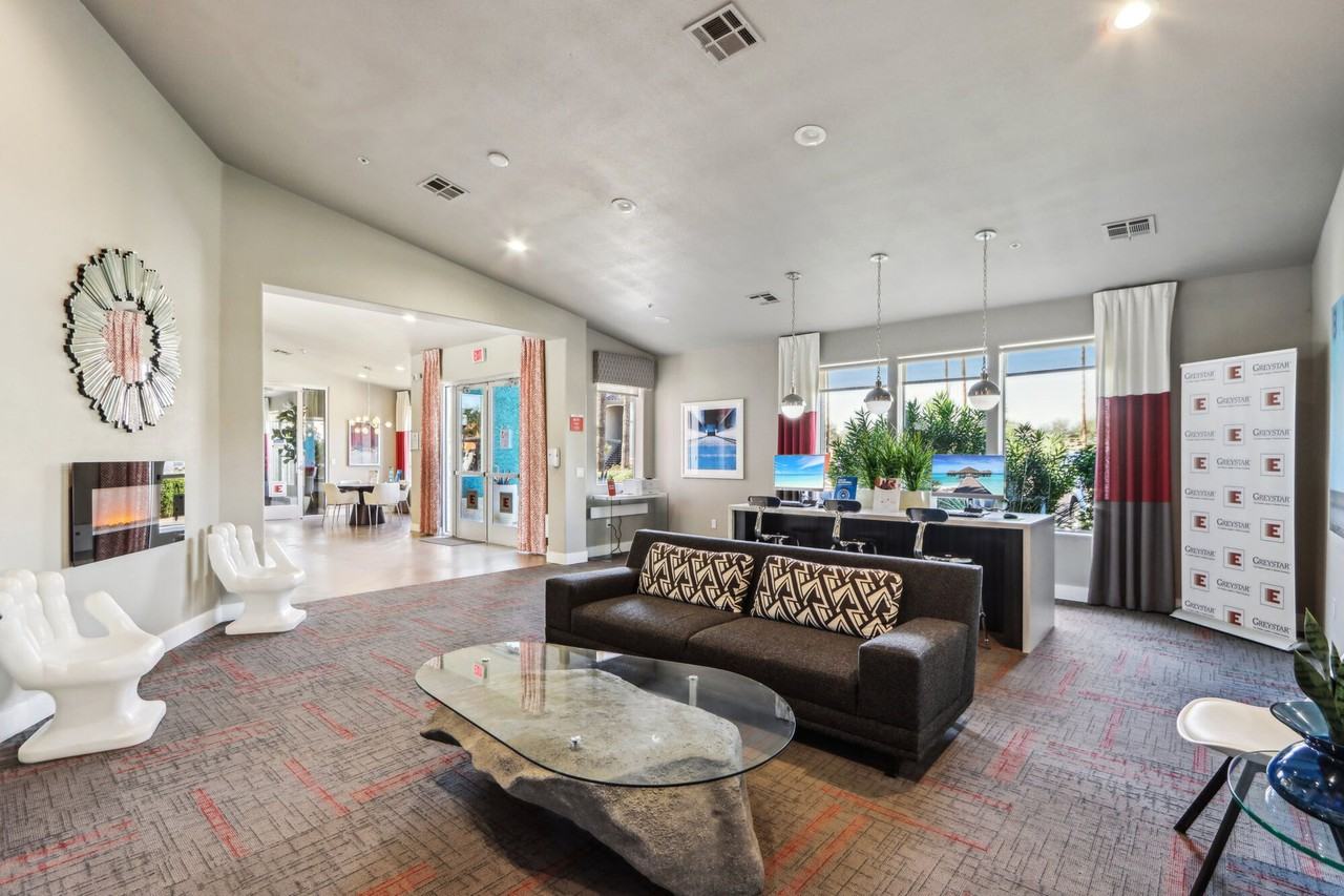 Envision - Photo 5 of 31