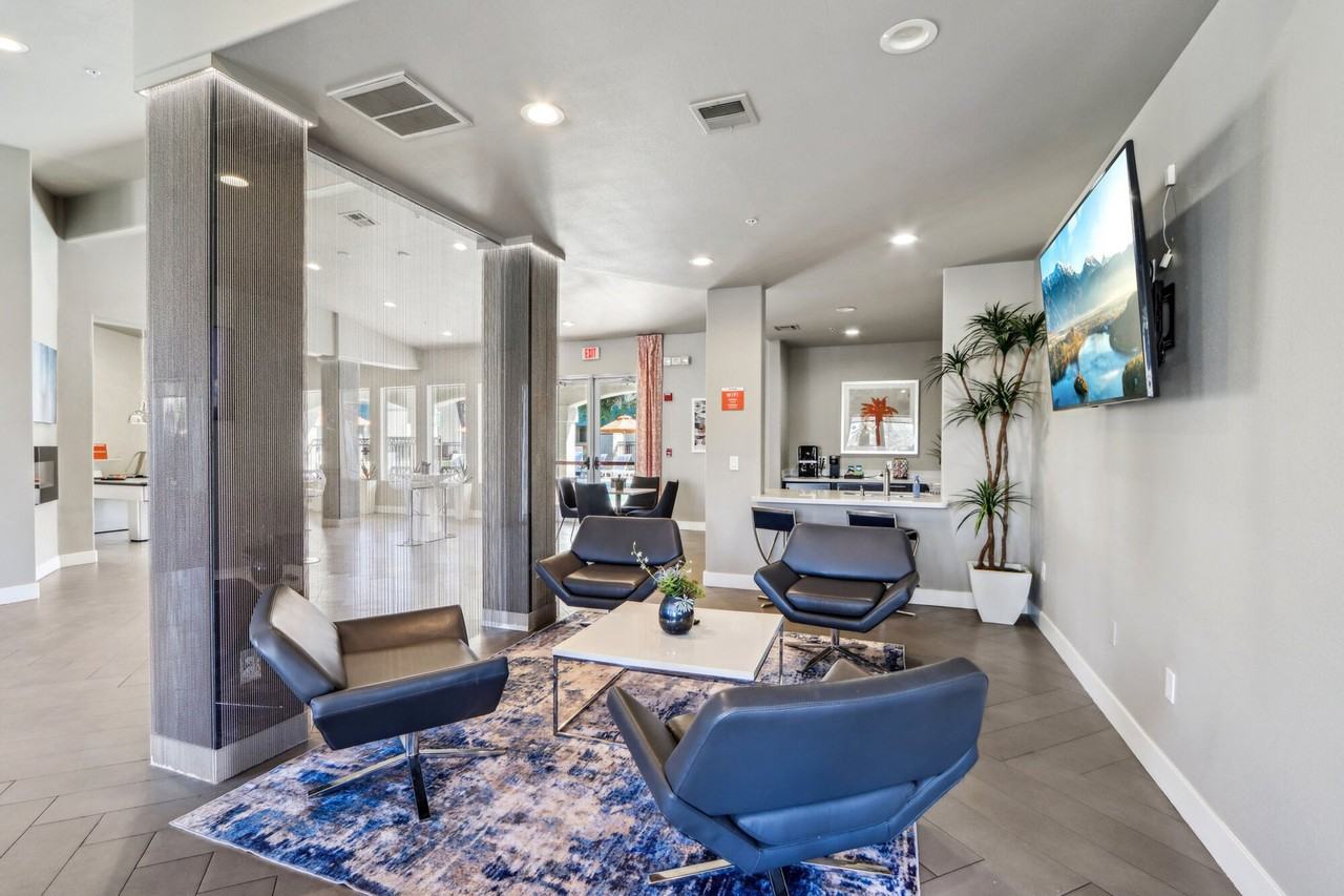 Envision - Photo 6 of 31