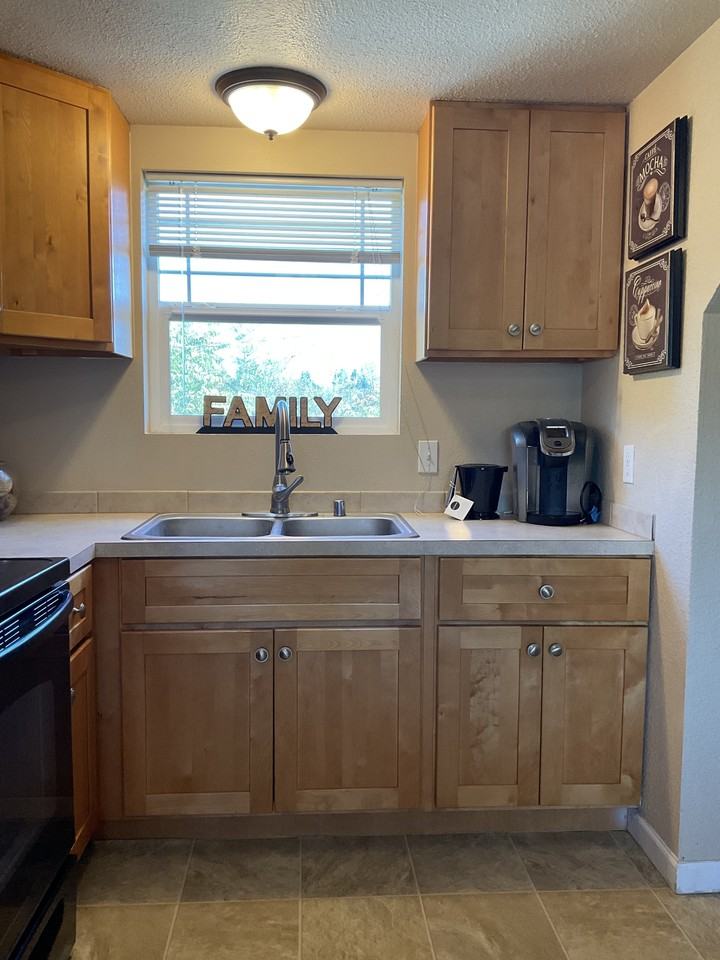 3410 Sleater Kinney Apartment - Photo 2 of 12