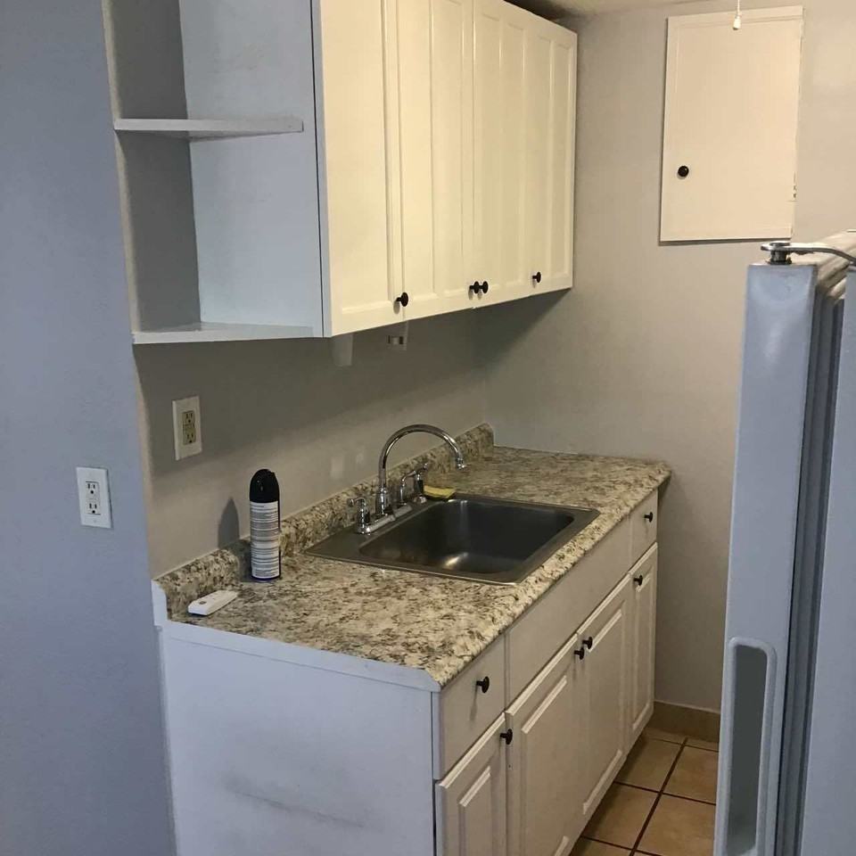 1610 NW 8th Terr, Unit 2 - Photo 3 of 9