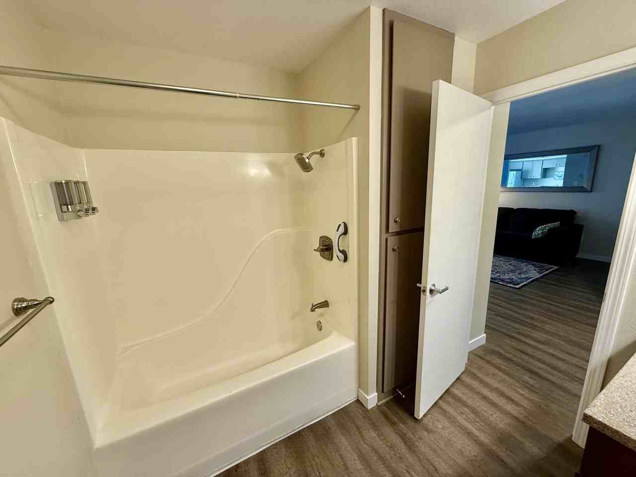 744 Zion Street - Photo 6 of 10