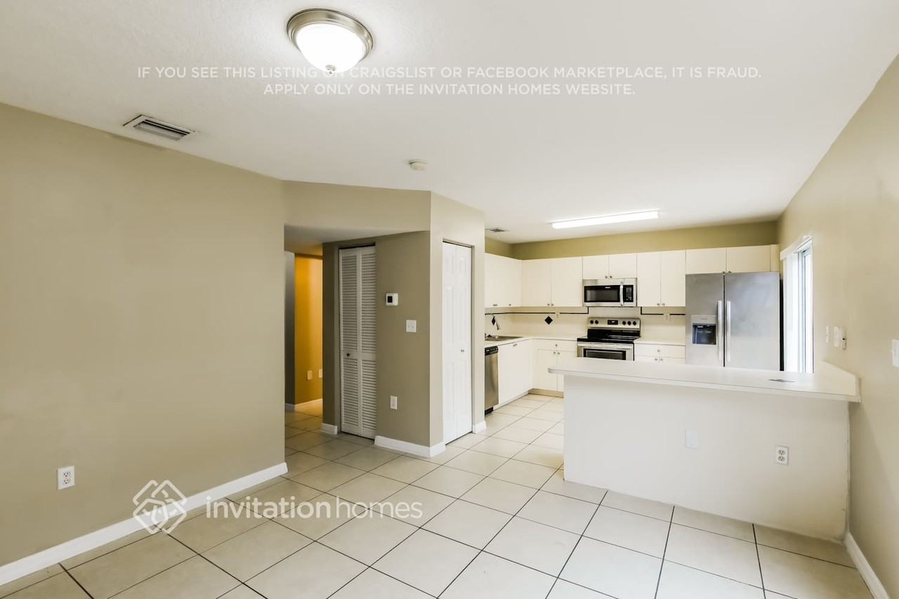 5937 Sw 163rd Ave - Photo 6 of 18