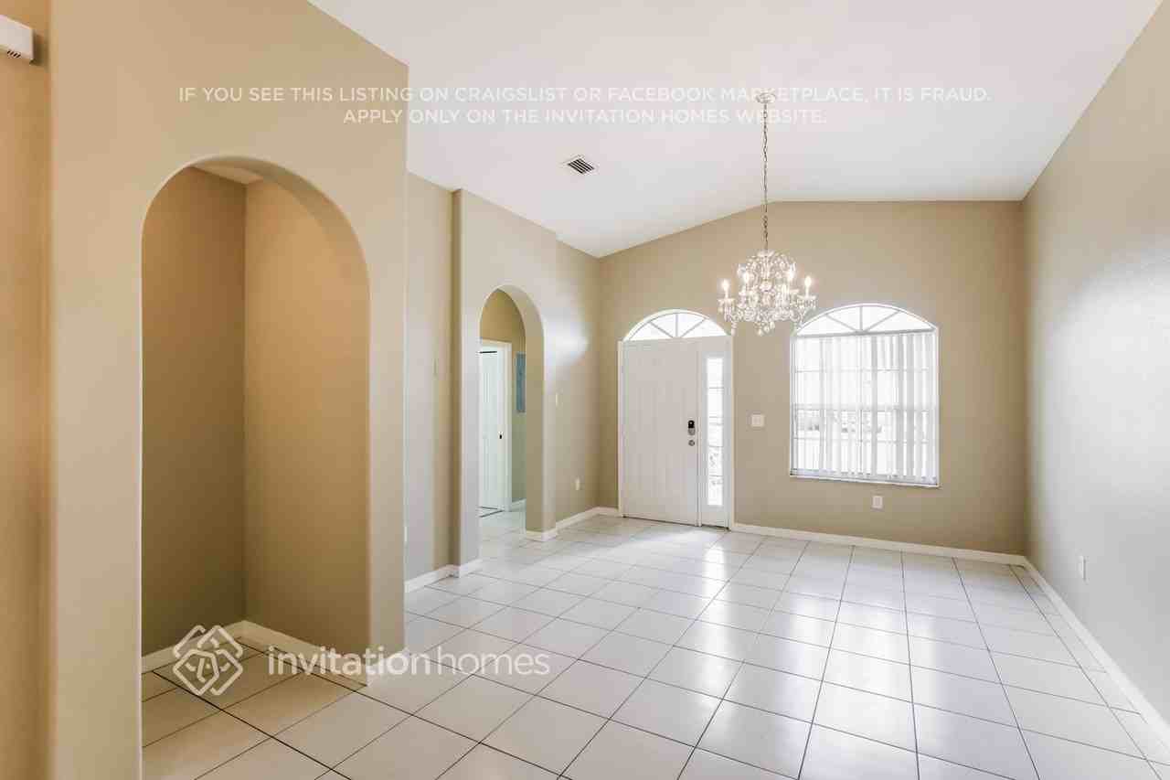 16880 Sw 141st Ct - Photo 5 of 17
