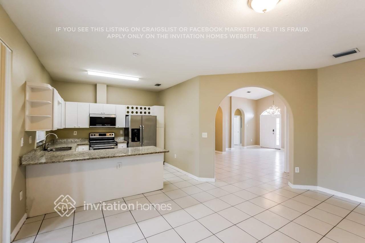 16880 Sw 141st Ct - Photo 7 of 17