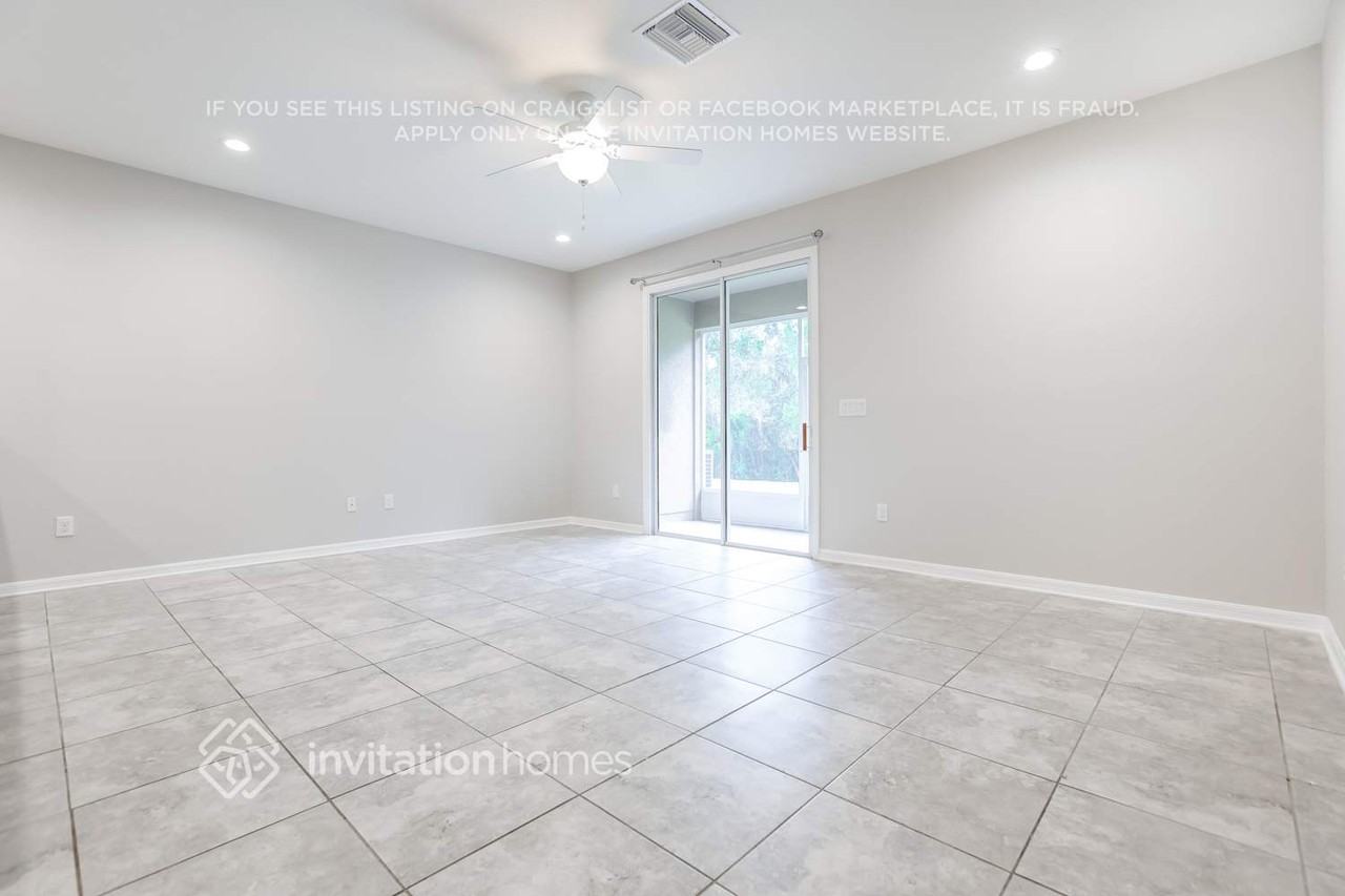 1205 Grantham Dr - Photo 4 of 18