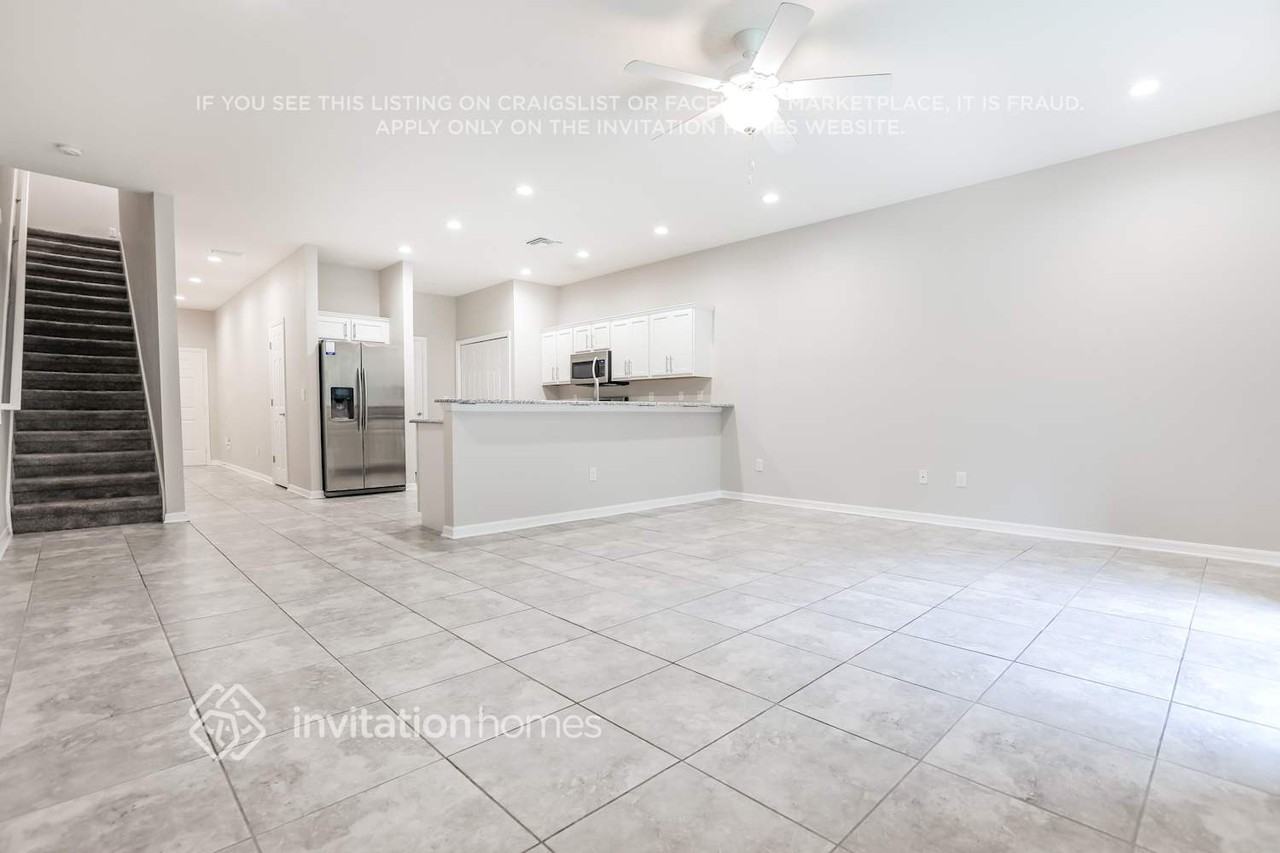 1205 Grantham Dr - Photo 5 of 18