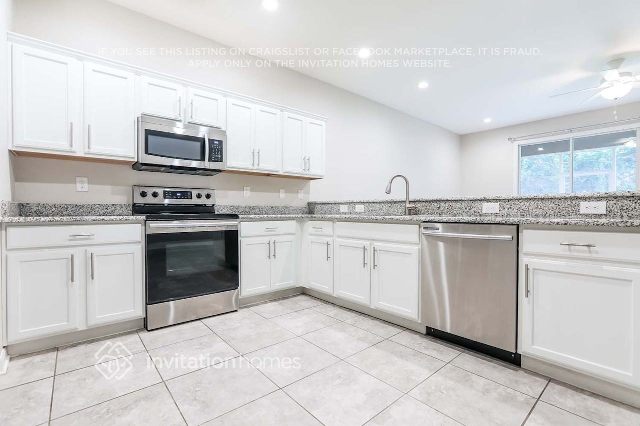 1205 Grantham Dr - Photo 7 of 18