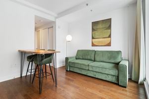 featured image of 2060 Rue Peel