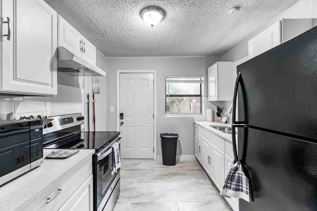 Denham Rd W - Photo 6 of 14