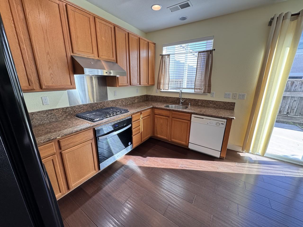 555 Ribolla Court - Photo 6 of 29