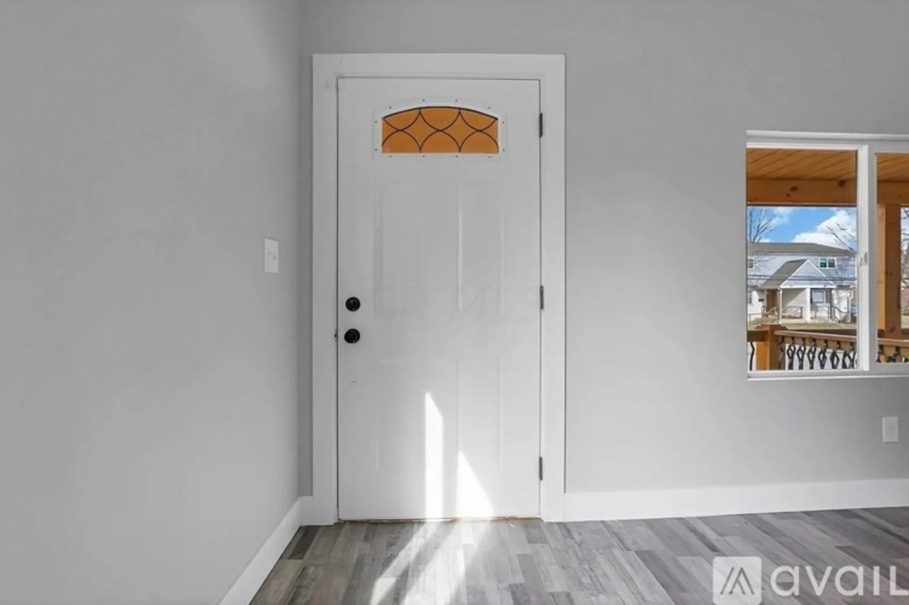 1157 1159 Atcheson St Unit 1159 - Photo 2 of 22