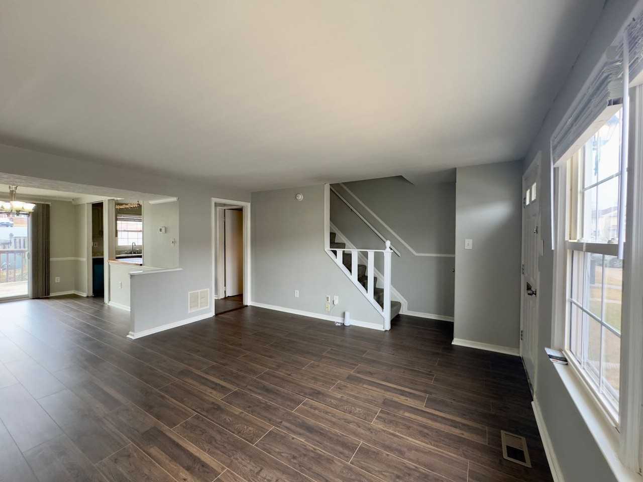5371 King Arthur Cir - Photo 3 of 27