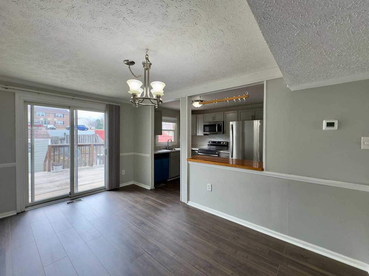 5371 King Arthur Cir - Photo 5 of 27