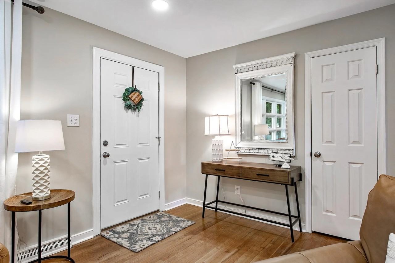 8404 Gaylord Rd - Photo 2 of 25