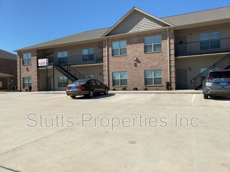 145 Bruin Pl #211