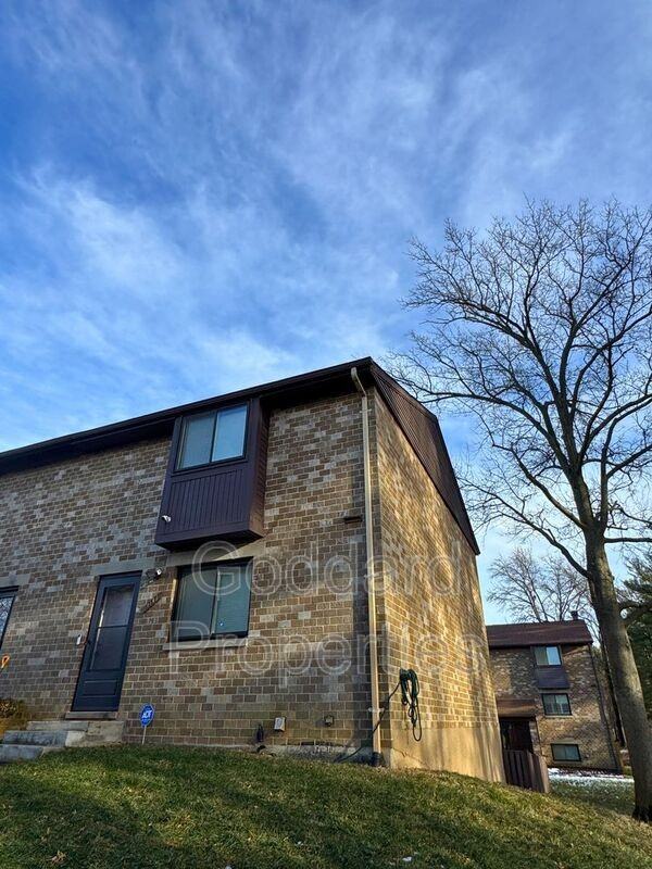 7193 Talisman Ln - Photo 2 of 26