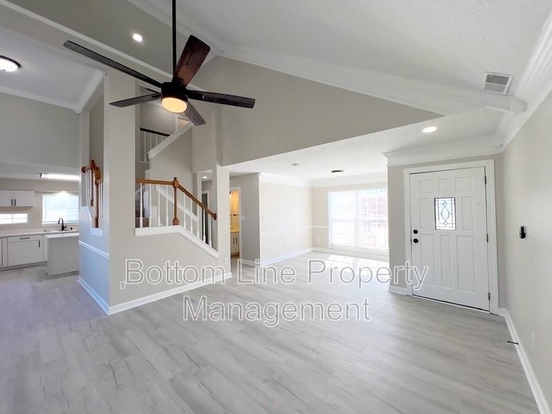 601 Mary Alexander Pl - Photo 3 of 38