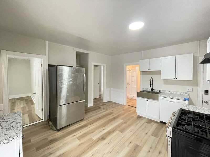 11 Spring St #1 - Photo 2 of 18