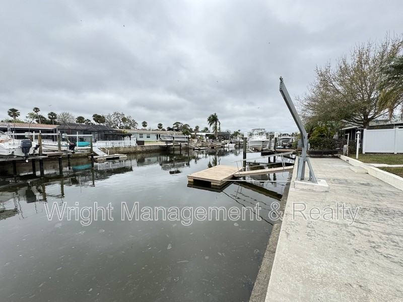 4820 Shell Stream Blvd - Photo 3 of 25