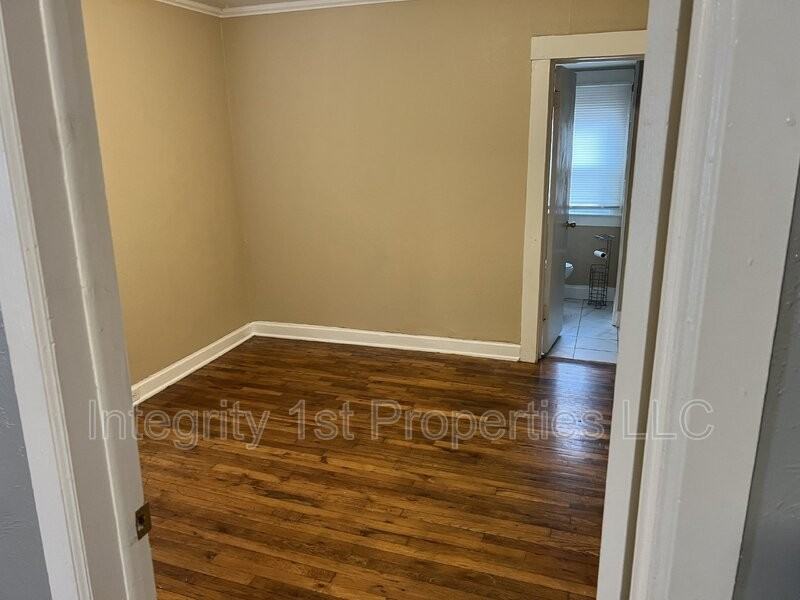 2908 W 44th Ave - Photo 3 of 17