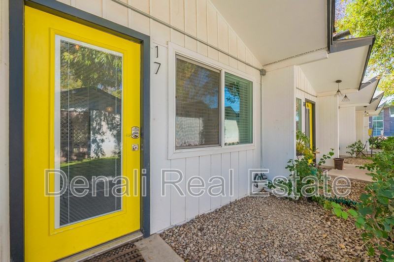 2309 S College Ave #17 - Photo 4 of 36