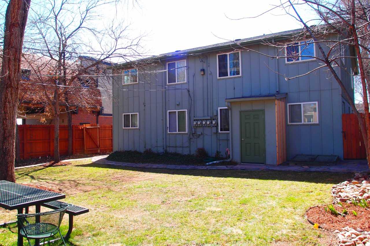 2437 Spruce St - Photo 2 of 4