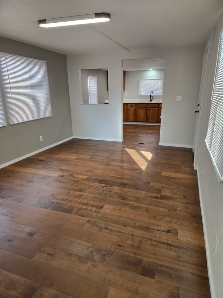 2375 E Main St - Photo 7 of 16