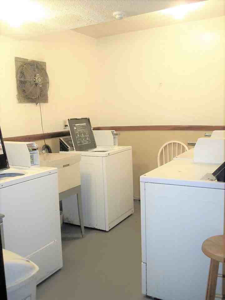 539 S Wasson Ln - Photo 5 of 33