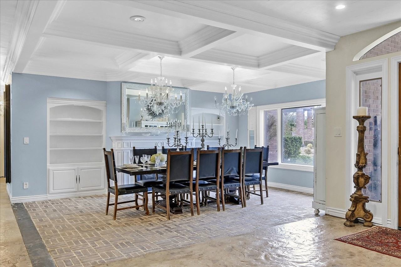 2440 High Vista Circle - Photo 4 of 45