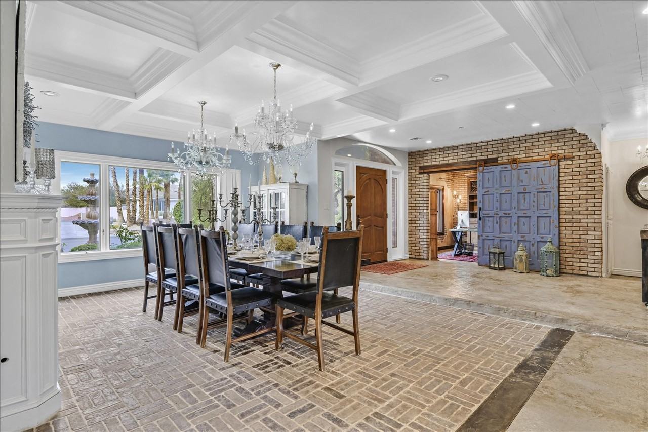 2440 High Vista Circle - Photo 5 of 45