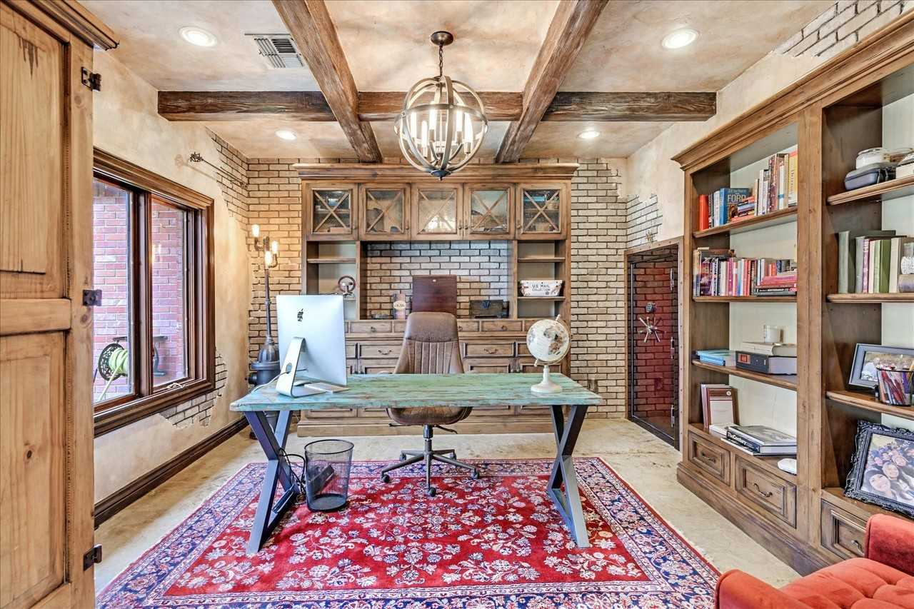 2440 High Vista Circle - Photo 6 of 45