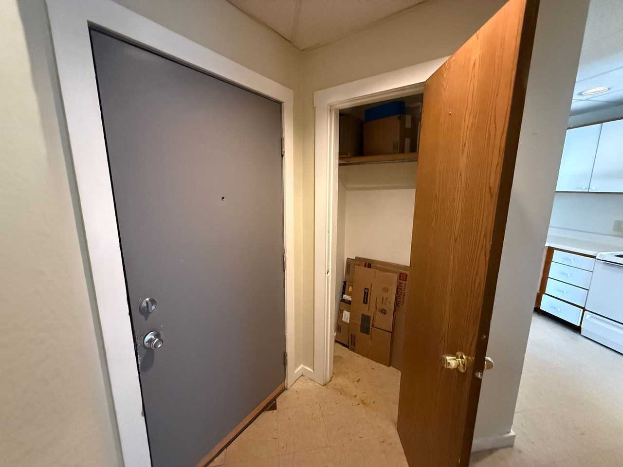 41 Academy Street - Photo 2 of 26